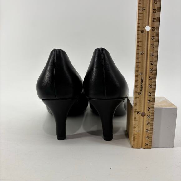 Life Stride Parigi Womens Size 9 Black Pump High Heels Round Toe Career - Picture 9 of 11